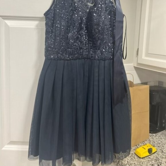 B. Darlin Navy Blue Sleeveless Mini Dress - Size 7/8 - Picture 2 of 3